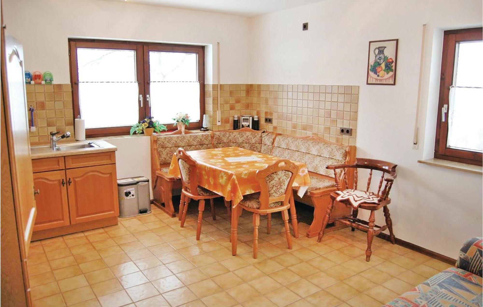 2 Bedroom Awesome Apartment In Welschensteinach Exteriör bild